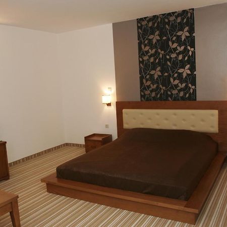Villa Valeev โซโซโปล ภายนอก รูปภาพ