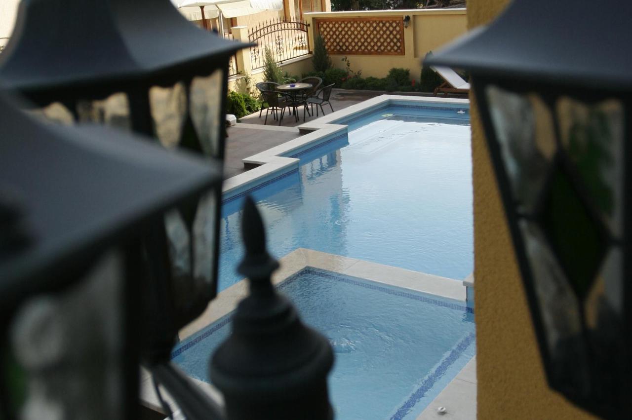Villa Valeev โซโซโปล ภายนอก รูปภาพ