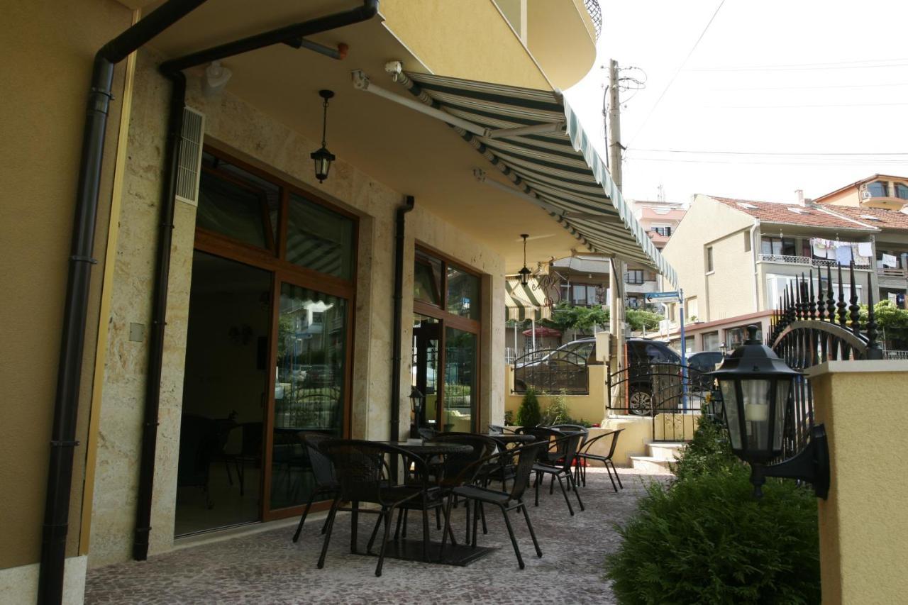 Villa Valeev โซโซโปล ภายนอก รูปภาพ