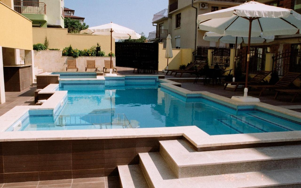 Villa Valeev โซโซโปล ภายนอก รูปภาพ