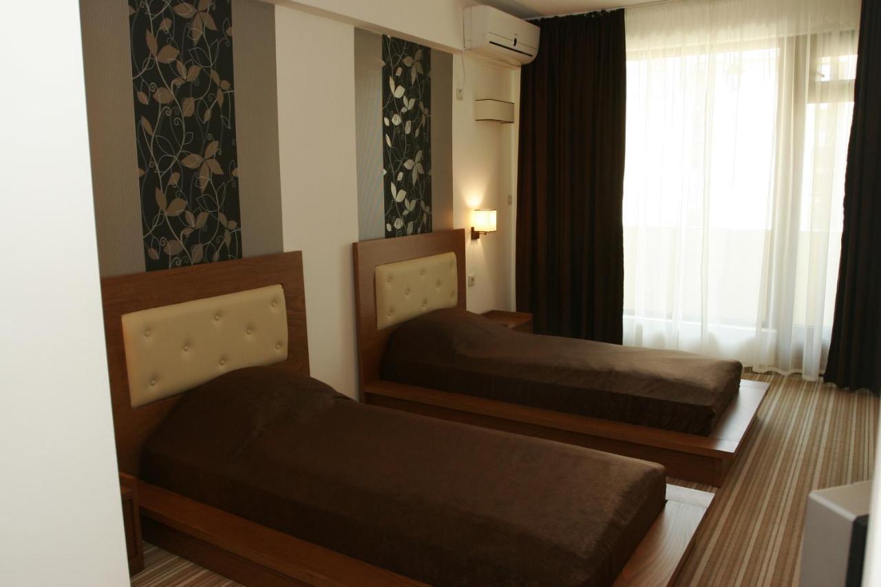 Villa Valeev โซโซโปล ภายนอก รูปภาพ